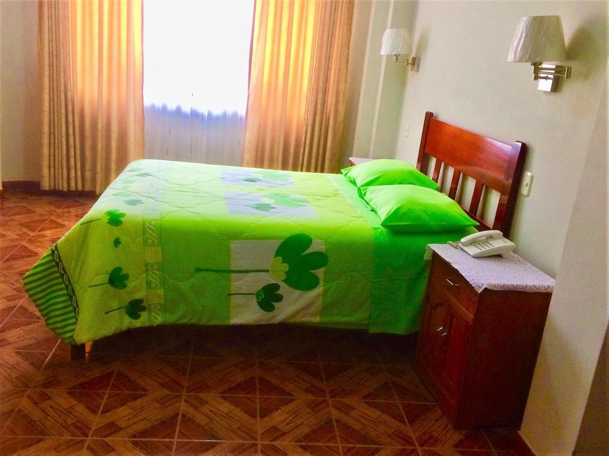 חוארז Hostal Residencial Lino מראה חיצוני תמונה